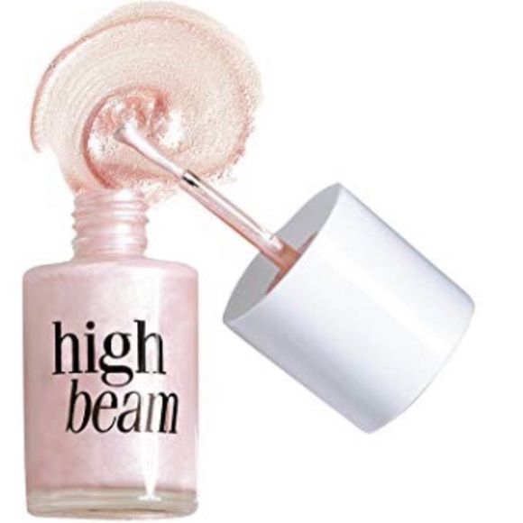 Benefit High Beam Highlighter - Picture 2 of 8